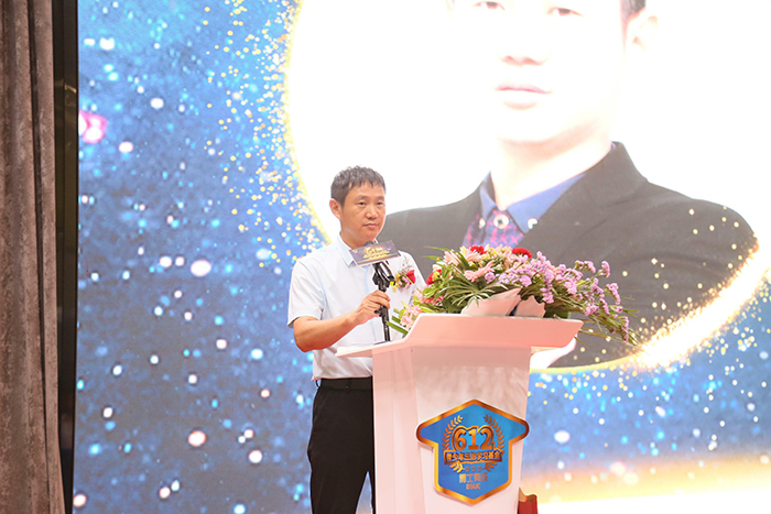 lehu88乐虎国际家具有限公司董事长王洪贵上台致辞